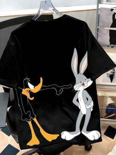 Looney Tunes X Manfinity Manfinity Joysei تي شيرت كاجوال للرجال بياقة مستديرة وأكمام قصيرة، بطبعات كرتونية، صيفي