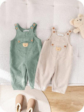 SHEIN مجموعة بناطيل وجمبسوت كاجوال فضفاضة مع جيوب كبيرة وطبعة دب لأطفال الرضع، مناسبة للبيت والخروج، 2 قطعة لصبي وبنت