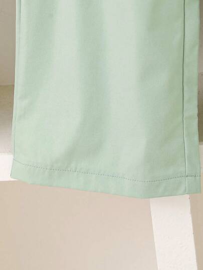 SHEIN Playful Pals مجموعة فتاة شابة أنيقة وحلوة تتكون من ملابس علوية مزينة بفيونكة + بنطلون ساق واسعة، للربيع/الخريف