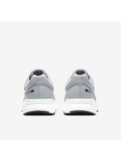 Nike أحذية تدريب وركض خفيفة الوزن، متينة، ماصة للصدمات للرجال. أحذية رياضية جديدة خفيفة الوزن وراحة للارتداء اليومي. أحذية رياضية كاجوال متعددة الاستخدامات RUN SWIFT 2 رمادي أسود بشعار سويش. أحذية رياضية أساسية. CU3517-014
