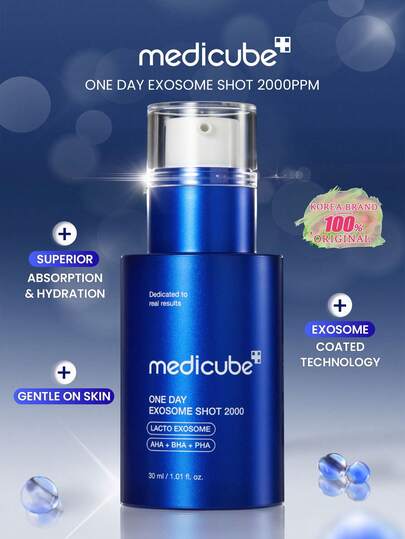 Medicube 1 يوم جوهر الإكسوزوم 2000، 30مل/1.01 أونصة سائلة. يهدئ الالتهابات، يقوي حاجز البشرة، يشد البشرة، يقلل من المسام، إصلاح مضاد للشيخوخة، امتصاص سريع، ملمس خفيف، مناسب للاستخدام اليومي، يحافظ على الاستقرار. جمال كوري