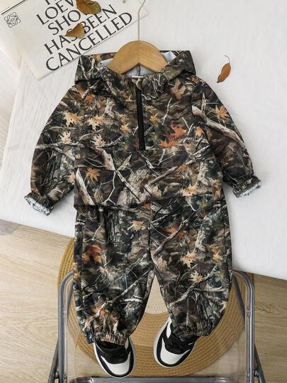 SHEIN مجموعة جاكيت كاجوال ذات طوق عالي مطبوع عليها حرف بني وبنطلون جوجر للأطفال الصبيان/البنات، بطراز كلاسيكي عصري، مناسبة للربيع/الخريف، قطعتان/مجموعة