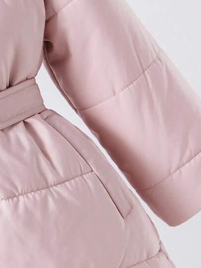 Elladie kids معطف مبطن بغطاء للفتاة الصغيرة متوسط الطول مبطن بالحشو مع خصر ضيق وجيب، مناسب للاستخدام اليومي والخارجي في فصلي الخريف والشتاء، معطف شتوي للفتيات باللون الوردي، معطف شتوي للفتيات مع غطاء من الفرو