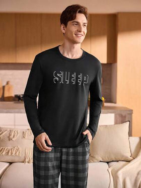 Manfinity Underwear&Sleepwear Basics ملابس علوية نوم رجالية طويلة الأكمام بطباعة "SLEEP" ناعمة ومريحة، للخريف والشتاء