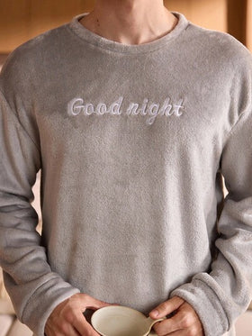 Manfinity Underwear&Sleepwear Basics مجموعة بيجامات رجالية من ملابس علوية كم طويل بطبعة حرفية وبنطلون مربعات فلانيل (مربعات رمادية، ناعم ومريح للارتداء المنزلي)، ملابس خريف وشتاء، مريحة