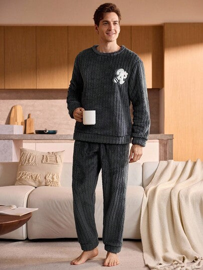 Manfinity Underwear&Sleepwear Basics ملابس علوية نوم من الفليس (طقم بيجامات رجالي مريح وناعم)