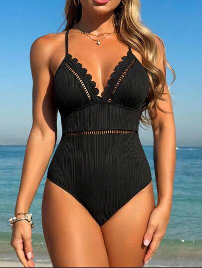 Swim Basics بدلة سباحة قطعة واحدة مبتكرة بتصميم البتلة المجوفة والضلوع الصغيرة للنساء في العطلات الشاطئية