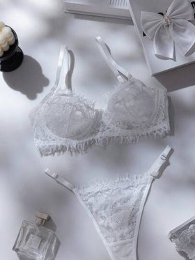 SHEIN مجموعة ملابس داخلية أنيقة وجذابة للنساء مكونة من قطعتين