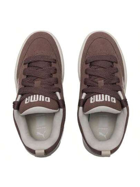 Puma حذاء رياضي كاجوال مريح للخارج للرجال والنساء من مجموعة Park Lifestyle