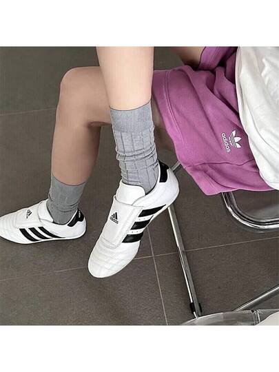 Adidas حذاء رياضي كاجوال مقاوم للتآكل منخفض الارتفاع للرجال من ARTILLERY 24