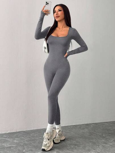 SHEIN PETITE جمبسوت رياضية كاجوال محبوكة بياقة مربعة ضيقة للرياضة واليوغا