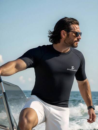 Manfinity Swimmode بلوزة رجالية بأكمام راجلان وياقة مستديرة وأكمام قصيرة، قميص رياضي مناسب للارتداء اليومي بقصة ضيقة