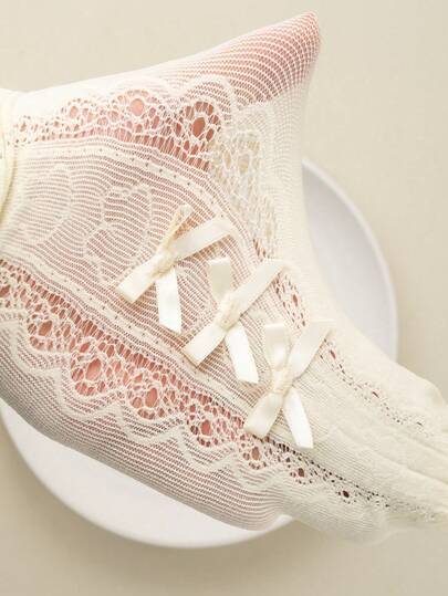 1 قطعة جوارب ضيقة للبنت الصغيرة بتصميم قلب مفرغ، قابلة للتنفس ومريحة، مناسبة للحياة اليومية أو المناسبات