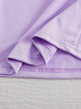 SHEIN Playful Pals مجموعة بيجامة بطبعة كلب كرتوني وفيونكة للبنات، تتكون من ملابس علوية كم طويل وبنطلون