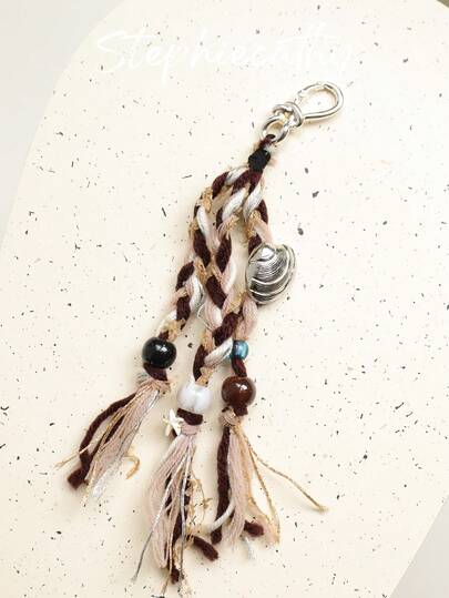 STEPHIECATHY حبل ملون مزخرف بالعقد والشرابات، تميمة معدنية على شكل حصان طروادة صغير، صدفة بحرية فضية صغيرة، خرز ملون وشرابات، تميمة محبوكة يدويًا مناسبة لتعليق على الهاتف والحقيبة والحقيبة اليدوية، ديكور بأسلوب بوهيمي عتيق