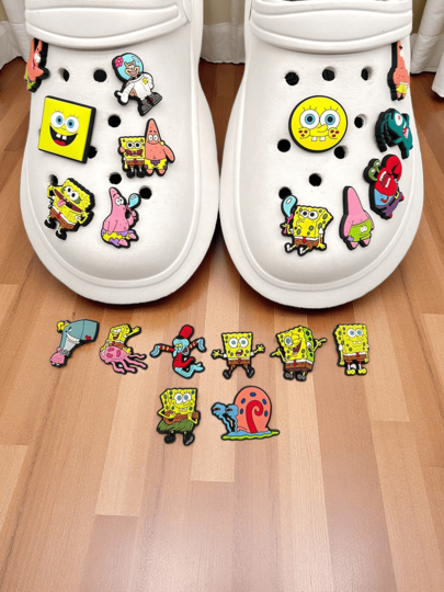 SpongeBob SquarePants 5/10/20 قطعة من ديكورات حفلة عيد ميلاد بموضوع سبونج بوب، تميمات أحذية مفرغة، أحذية مفرغة، إكسسوارات أحذية مفرغة، ديكورات أحذية مطاطية ناعمة، تشمل باتريك ستار، غاري القوقعة، شيلدون جيه بلانكتون، ساندي تشيكس، مناسبة لعيد الميلاد، هدايا