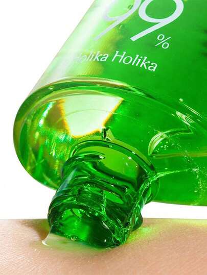 HOLIKA HOLIKA جل الصبار المهدئ 99٪ ، 55 مل - غير لزج ، 99٪ صبار مهدئ بعد التعرض للشمس ، مهدئ ومرطب | مغذي وخفيف الوزن | قوام الجل | غير دهني | امتصاص سريع ، مناسب للوجه والجسم والشعر | بدون مواد حافظة | بدون زيت معدني ، مستحضرات تجميل كورية