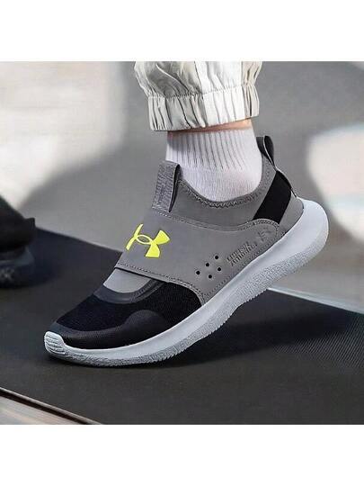 Under Armour أحذية رياضية رجالية من رانبلاي مريحة وناعمة ومرنة وقابلة للتنفس وخفيفة الوزن، أحذية تدريب اللياقة البدنية والجري، بتصميم سهل الارتداء