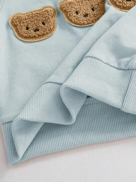 SHEIN طقم ملابس كوري الطراز لحديثي الولادة مكون من بلوزة كنزة مطرزة بشكل دب كرتوني وبنطلون، مريح وملائم، مكون من قطعتين