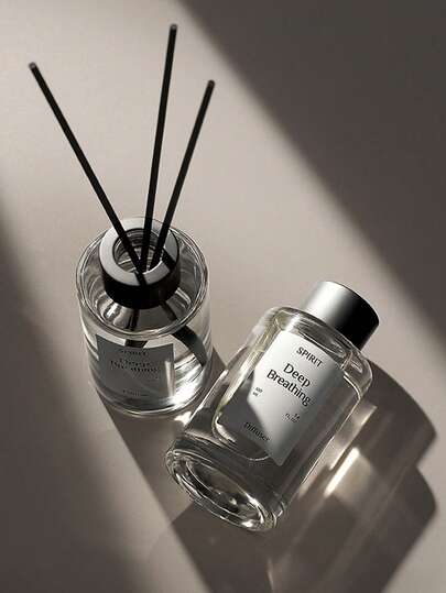 Cirelle قطعة واحدة من طقم موزع العطر بدون لهب مع زيت أساسي، مناسب للعطور الداخلية. إنه زخرفة موزع عطر من الخيزران، كما أنه قابل للاستخدام لإزالة الروائح وبث العطور في الحمام.