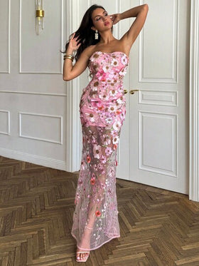 SHEIN BAE فستان أنيق ضيق الجسم مع تجعيد وذيل بشكل ذيل السمكة مزين بزهور ثلاثية الأبعاد للنساء