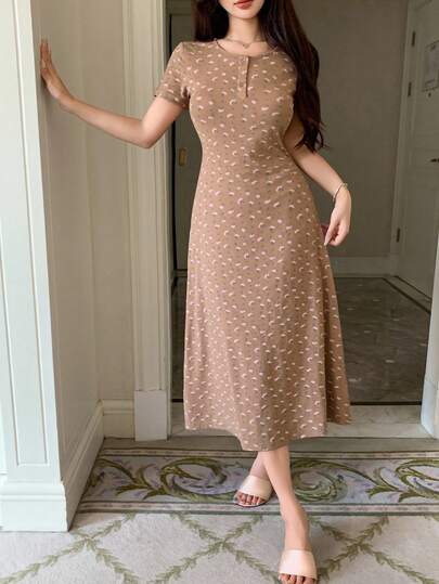 DAZY قميص نوم طويل للنساء بخصر مشدود بطبعة زهور صغيرة رمضان