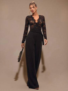 SHEIN BAE جمبسوت طويلة الأكمام من الدانتيل الأسود بياقة عميقة على شكل حرف V، ملابس داخلية أنيقة للنساء، مناسبة للمواعيد اليومية والخروج والحفلات، تصميم ساق واسع غير متماثل، جمبسوت أنيقة للخريف/الشتاء