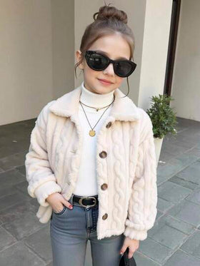 SHEIN معطف طويل الأكمام قابل للعكس بلون بيج ثابت، مناسب للارتداء اليومي الكاجوال في فصلي الخريف والشتاء، للعودة إلى المدرسة، للبنات في فصل الشتاء، للأم والابنة المتطابقة، معطف فرو أنيق للأم والابنة في فصل الخريف