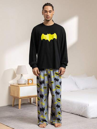 BATMAN X SHEIN بيجامة رجالية مكونة من ملابس علوية كم طويل وبنطلون مطبوع عليها خفافيش، قياس فضفاض، ملائمة للربيع/الخريف والشتاء