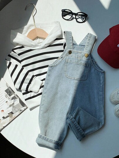 SHEIN مجموعة من قطعتين للأطفال الرضع، تتكون من هودي أسود وأبيض مخطط وبنطال جينز أزرق، مناسب للارتداء اليومي والخارجي والرياضة واللعب والحفلات والتصوير الفوتوغرافي والعطلات والمناسبات، ملابس أطفال شتوية، ملابس أطفال جنسية محايدة