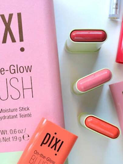 Pixi 19 جرام/0.6 أونصة بلسم ملون مرطب، ذو قوام حريري ساتان، بصيغة عصا كريمية، إحساس مرطب، تأثير إحمرار طبيعي، لون دائم، مُنير، درجات لونية ناعمة، متعدد الاستخدامات للمكياج اليومي