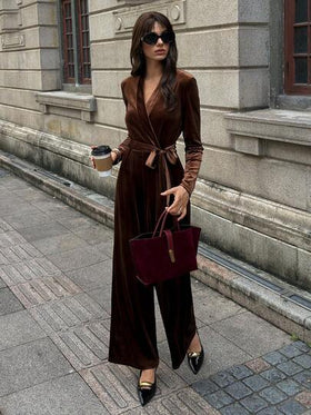 SHEIN Unity تصميم أنيق جديد للخريف/الشتاء، جمبسوت سروال واسع الساق بأكمام طويلة وخصر مربوط من القطيفة الأنيقة
