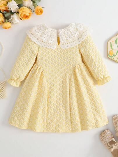 SHEIN Vintaside Kids فستان من قماش الجاكار ذو طراز أميرة حلو مطرز بياقة بيتر بان، أكمام طويلة وذيل غير متماثل، أنيق للحفلات وأعياد الميلاد والمناسبات، مناسب لجميع المواسم