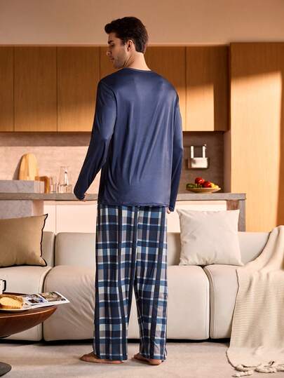 Manfinity Underwear&Sleepwear Basics بدلة رياضية للرجال كبار الحجم من قماش الكشمير الأزرق ذات أكمام طويلة وبنطال، مناسبة لأعياد الميلاد