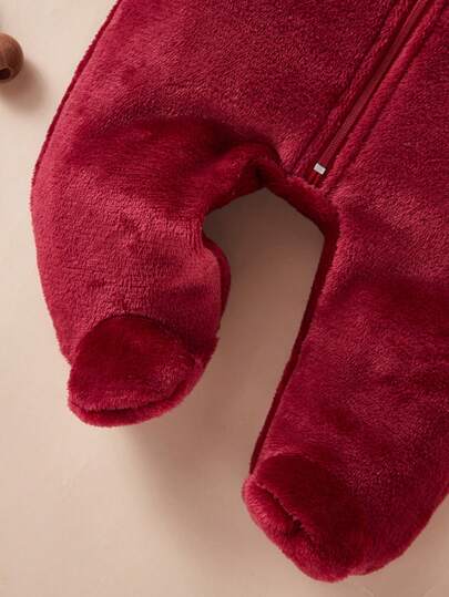 SHEIN بيجامات للبنات الصغار، أرنب بوردوني لطيف ناعم مطرز بعيون رموش وتصميم أذن مرن، رومبير نوم طويلة الأكمام مزودة بقبعة