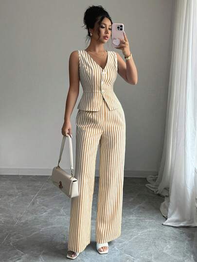 Selianne طقم ملابس علوية أكمام قصيرة وبنطلون ساق مستقيمة للنساء، مجموعة قطعتين، بتصميم مخطط أزرق وأبيض للاستخدام اليومي