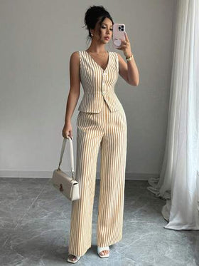 Selianne طقم ملابس علوية أكمام قصيرة وبنطلون ساق مستقيمة للنساء، مجموعة قطعتين، بتصميم مخطط أزرق وأبيض للاستخدام اليومي