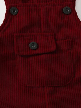 SHEIN مجموعة ملابس للأطفال الصبيان للربيع/الخريف - ملابس علوية كنزة رقبة طاقم بخطوط متباينة باللون الأزرق السماوي وبنطال بسيط بأربطة للكتف باللون البيج، مناسبة للخروجات والارتداء اليومي والرياضة والحفلات، قطعتان