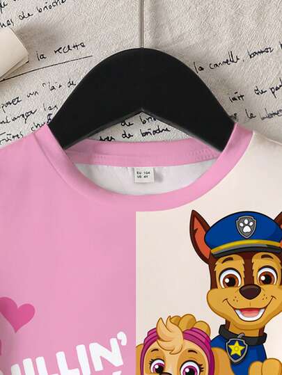 SHEIN | PAW Patrol بلوزة قصيرة الأكمام كاجوال صيفية للفتيات الصغيرات مزينة برسوم كرتونية وطباعة حرفية ملونة