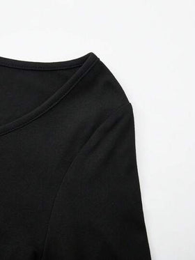 جمبسوت نسائية من AiTyi، ارتداء يومي عادي بتصميم ظهر مفتوح وفارغ، أنيقة وجذابة بقصة ضيقة مريحة للخارج والتنقل والرياضة متعددة الاستخدامات، مناسبة لحفلات التخرج والعودة إلى المدرسة وأعياد الحب والربيع والخريف، بأكمام طويلة وساقات واسعة من نسيج مطاطي، باللون