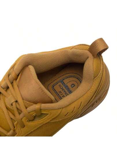 Nike أحذية تدريب رجالية AIR MONARCH SE أحذية كاجوال، خفيفة الوزن، مريحة، أحذية رياضية بنمط رباط منخفض للارتداء اليومي