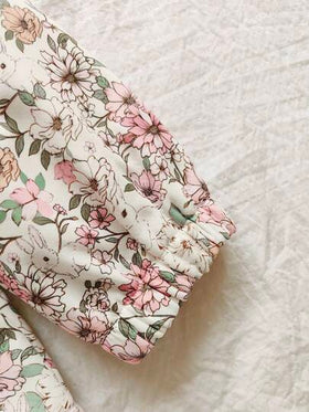 SHEIN Vintaside Kids جاكيت مبطنة مطبوعة بطباعة جميلة للفتيات الصغيرات، للخريف والشتاء