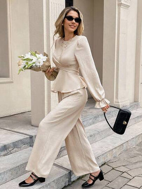 SHEIN Frenchy طقم بلوزة وبنطلون للنساء بتصميم رقبة طاقم وأكمام طويلة وتصميم متقاطع، لون أحادي، طقم كاجوال مكون من قطعتين