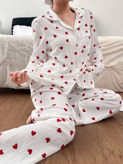 SHEIN مجموعة ملابس داخلية نسائية مطبوعة بقلب مجعد، مناسبة للارتداء داخل المنزل وخارجه، بيجامة ناعمة مجموعة بيجامات قلب، ملابس خريف وشتاء