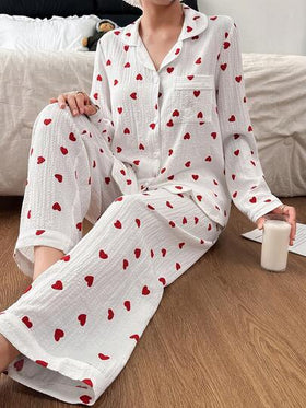 SHEIN مجموعة ملابس داخلية نسائية مطبوعة بقلب مجعد، مناسبة للارتداء داخل المنزل وخارجه، بيجامة ناعمة مجموعة بيجامات قلب، ملابس خريف وشتاء