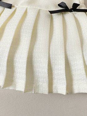 Elladie kids بدلة بنطلون وجاكيت بأكمام طويلة للبنات الصغيرات، ذات ياقة مستديرة وأزرار لؤلؤية وفيونكة ثلاثية الأبعاد، تنورة مطوية، مناسبة للحفلات وأعياد الميلاد والأسلوب الأميري، للربيع والخريف