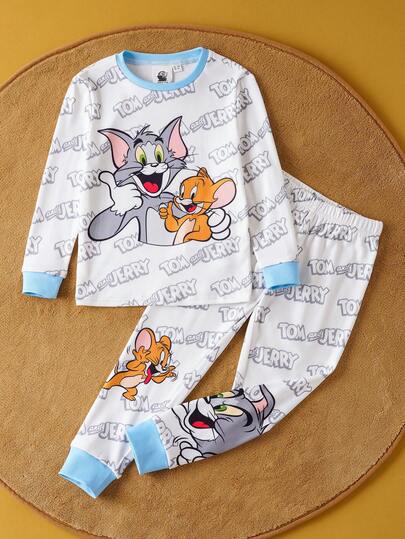TOM & JERRY X SHEIN مجموعة بيجامة كاجوال مكونة من ملابس علوية بأكمام طويلة وبنطال ذات نمط كرتوني للأولاد، بتصميم ألوان متباينة، قطعتان، مناسبة للارتداء اليومي وبخصر مطاطي