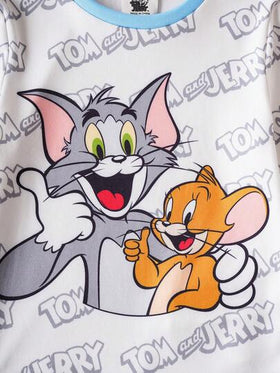 TOM & JERRY X SHEIN مجموعة بيجامة كاجوال مكونة من ملابس علوية بأكمام طويلة وبنطال ذات نمط كرتوني للأولاد، بتصميم ألوان متباينة، قطعتان، مناسبة للارتداء اليومي وبخصر مطاطي