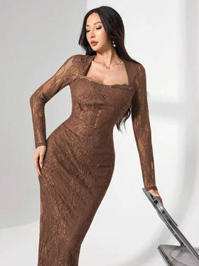 Modelyn رمضان فستان متوسط الطول مناسب مع أكمام طويلة وياقة مربعة مزين بالدانتيل للنساء