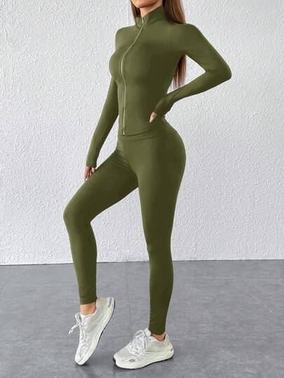 SHEIN PETITE مجموعة رياضية سوداء قطعتين جاكيت مزودة بسحاب وبنطلون ضيق